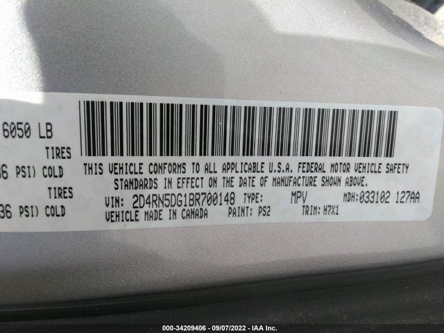 2011 DODGE GRAND CARAVAN CREW VIN: 2D4RN5DG1BR700148
