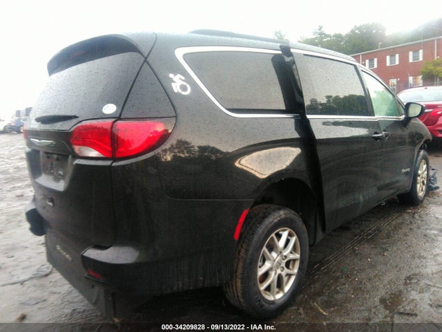 Chrysler Voyager Lxi 2021 аукцион фото