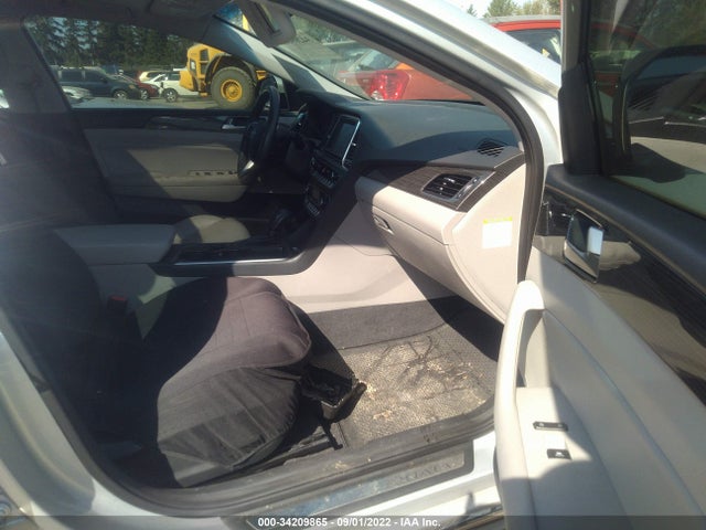 2019 Hyundai Sonata, VIN: KMHE34L36KA090452