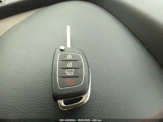2015 Hyundai Santa Fe, VIN: 5XYZU3LB1FG262624