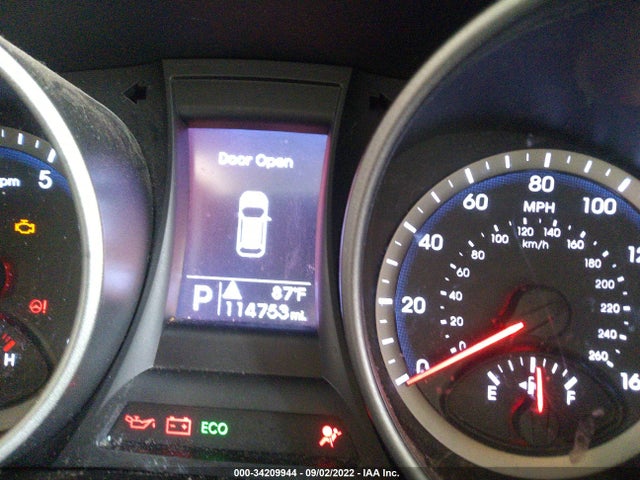 2015 Hyundai Santa Fe, VIN: 5XYZU3LB1FG262624