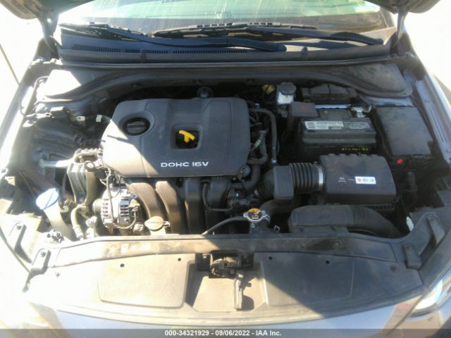 Hyundai ELANTRA SE 2018 5NPD74LF7JH314334 Image 11