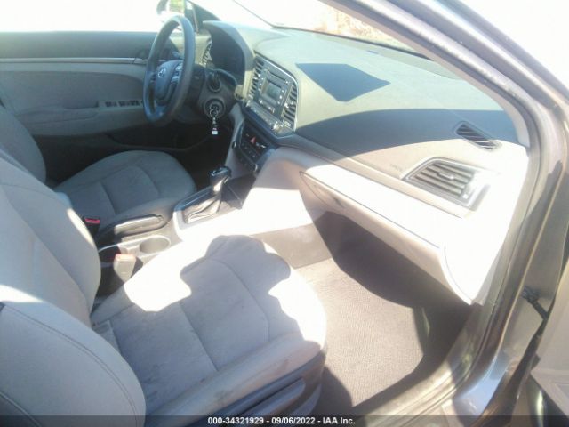 Hyundai ELANTRA SE 2018 5NPD74LF7JH314334 Image 6