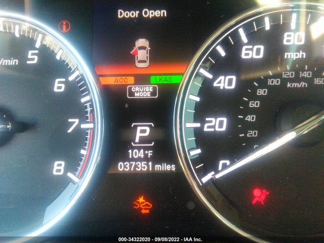 2018 Acura RLX, VIN: JH4KC1F58JC001291
