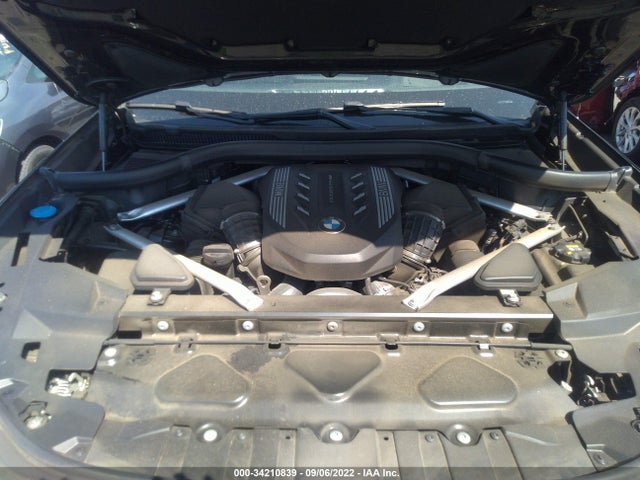 2021 BMW X6, VIN: 5UXCY8C04M9E32495