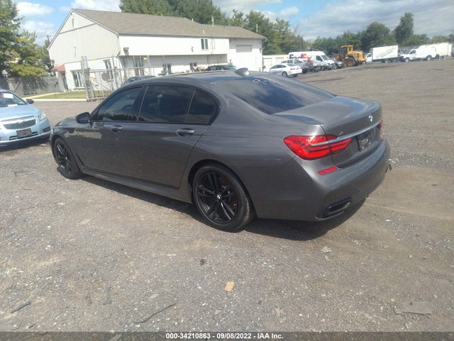 2018 BMW 7 Series, VIN: WBA7F2C51JB238636