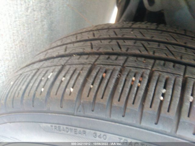 JTDEPMAE7MJ190074 Toyota COROLLA LE