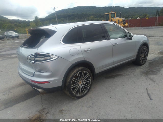 2017 Porsche Cayenne, VIN: WP1AB2A23HLA51527
