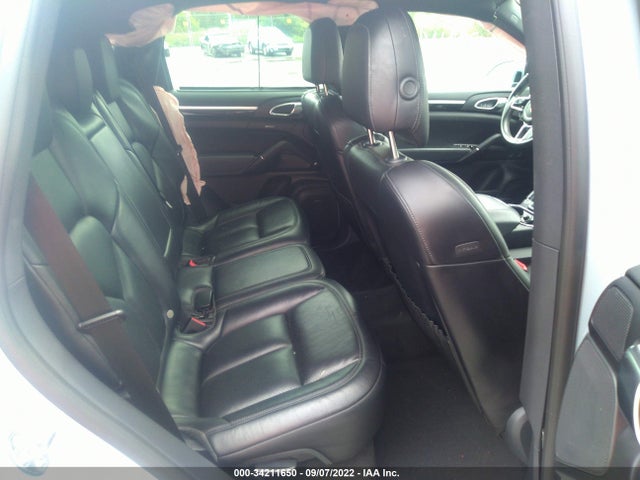 2017 Porsche Cayenne, VIN: WP1AB2A23HLA51527