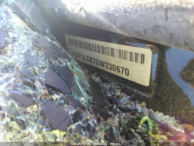 1C4PJLCB7GW230670 Jeep Cherokee Latitude