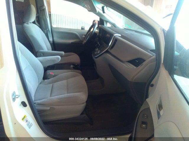 2015 Toyota Sienna, VIN: 5TDKK3DC2FS539864
