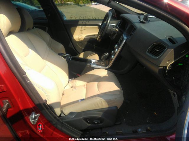 YV140MEM7F1222942 Volvo V60 T5 Drive-e Platinum