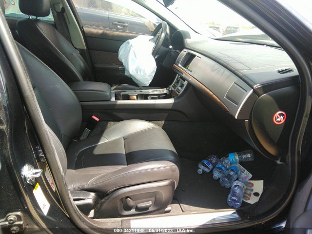 2014 JAGUAR XF SAJWA0ES2EPU23499 Photo 4
