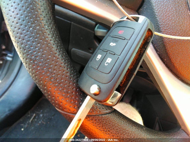 Chevrolet SONIC LS 2017 1G1JA5SH3H4135617 Image 3