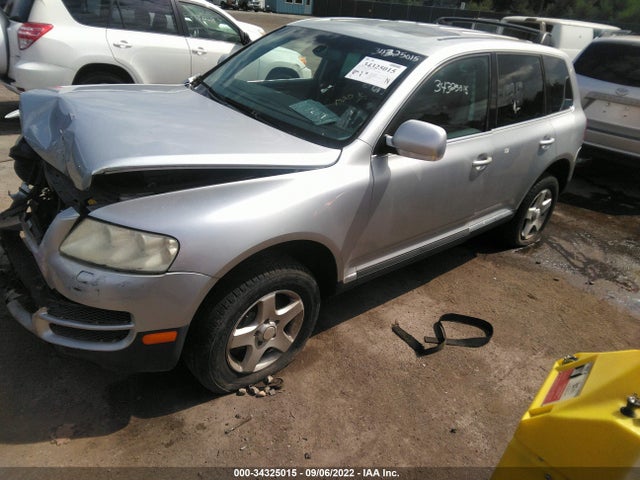 Volkswagen Touareg 2004 WVGBC67L24D031666 Image 2