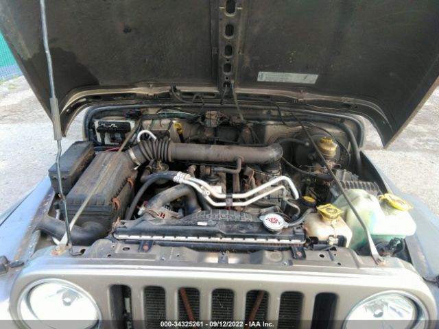 1J4FA59S94P716069 Jeep Wrangler Sahara