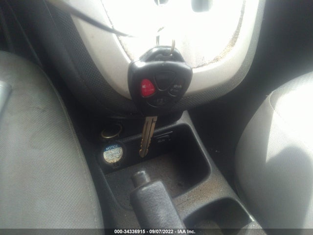Toyota Matrix 2011 2T1KU4EE3BC687699 Image 3