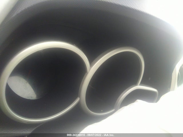 Toyota Matrix 2011 2T1KU4EE3BC687699 Image 8