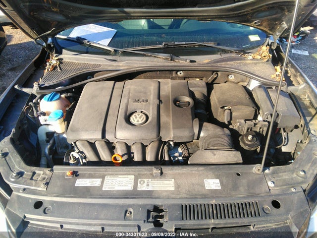 Volkswagen PASSAT SE 2012 1VWBP7A37CC051582 Image 11