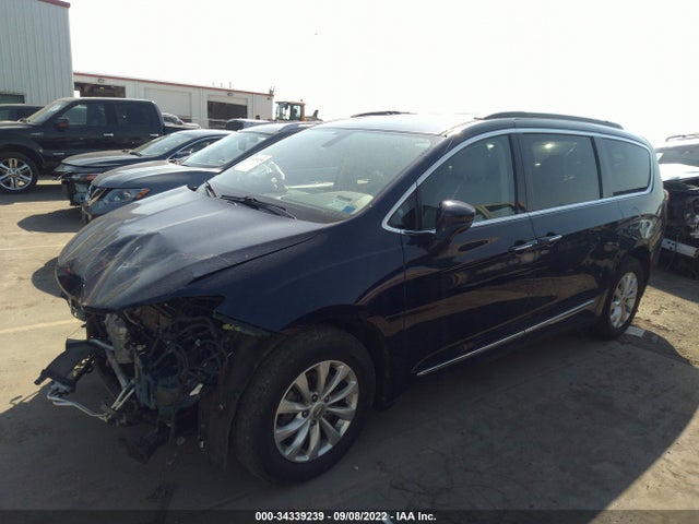 2017 CHRYSLER PACIFICA TOURING L VIN: 2C4RC1BG7HR553552