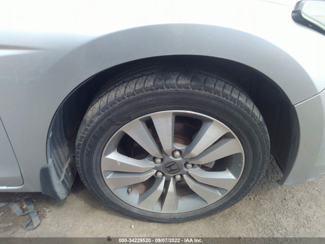 2009 HONDA ACCORD CPE LX-S VIN: 1HGCS12389A010157
