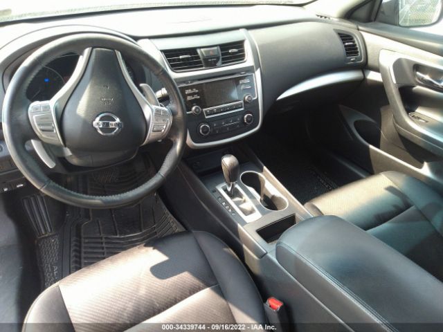 1N4AL3AP3HC476395 Nissan Altima 2.5 Sr