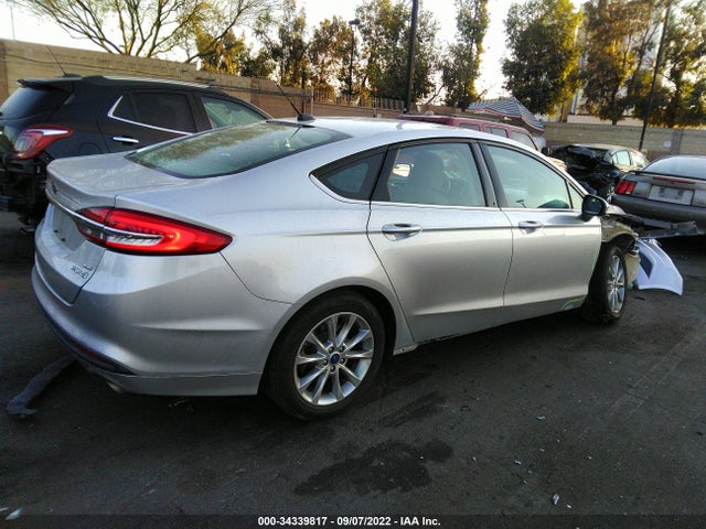2017 Ford Fusion, VIN: 3FA6P0LU2HR254945