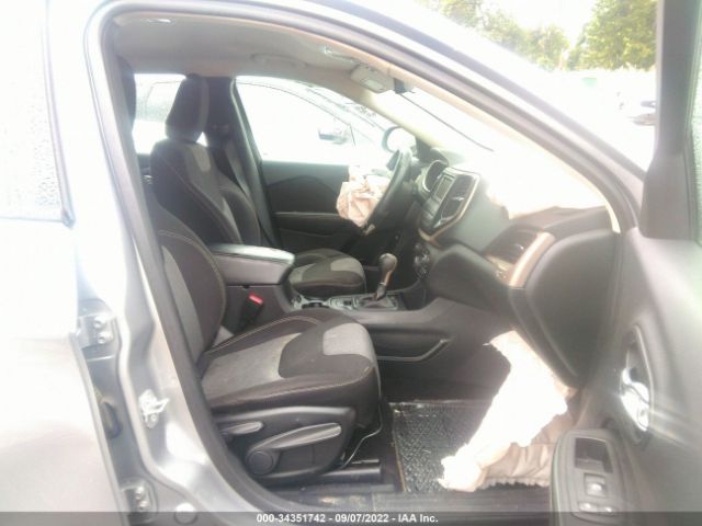 1C4PJLAB0EW212558 Jeep Cherokee Sport
