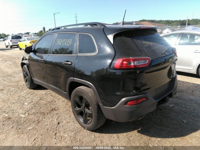 1C4PJMAB6HW620699 Jeep Cherokee Sport