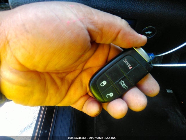 Chrysler 200 Limited 2015 1C3CCCAB4FN710010 Image 3