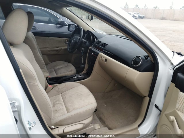 2006 MAZDA MAZDA3 I VIN: JM1BK12F061465195