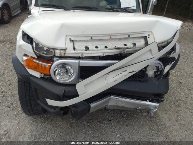 2014 Toyota FJ Cruiser, VIN: JTEBU4BF7EK185807
