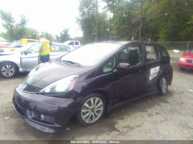 2013 HONDA FIT SPORT VIN: JHMGE8H5XDC053032