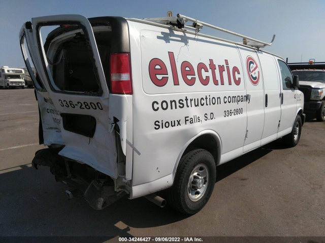 2016 Chevrolet Express, VIN: 1GCWGBFF9G1135138