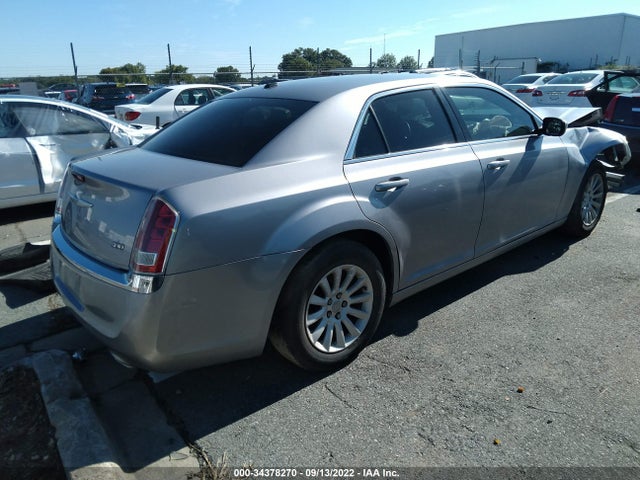 Chrysler 300 2014 2C3CCAAG3EH119741 Image 4