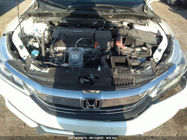 2017 HONDA ACCORD SEDAN EX-L VIN: 1HGCR2F85HA028864