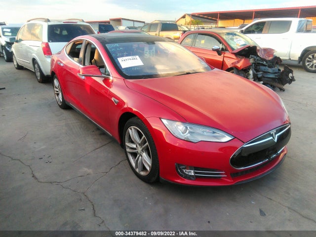 Tesla MODEL S 2014 5YJSA1S16EFP50612 главное изображение