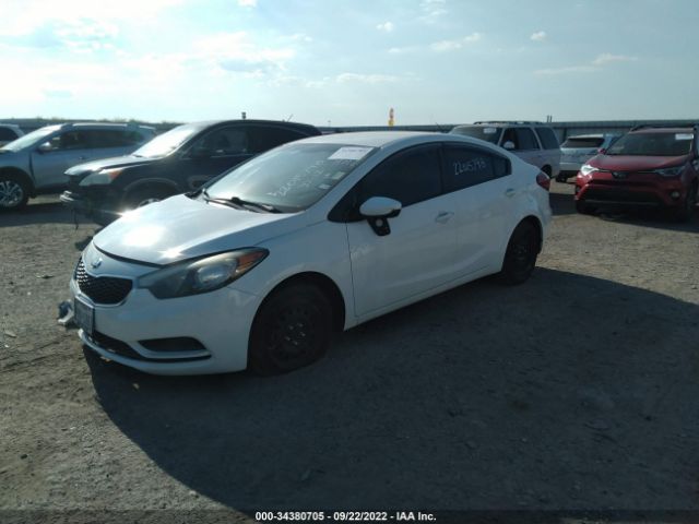 KNAFK4A66G5457906 KIA FORTE LX