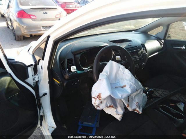 KNAFK4A66G5457906 KIA FORTE LX