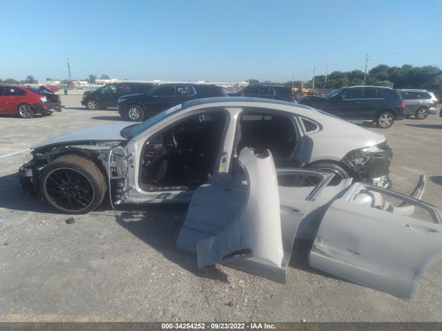 2021 Porsche Panamera, VIN: WP0AJ2A74ML120008