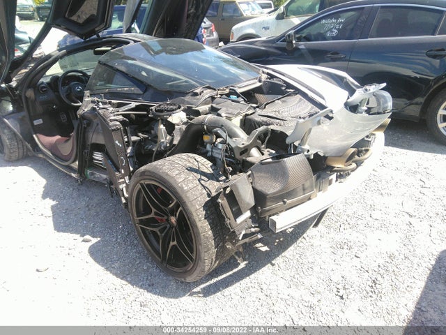 2018 McLaren 720S, VIN: SBM14DCA9JW000377