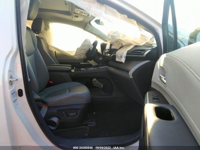 Toyota SIENNA XLE 2022 5TDYSKFC7NS041062 Image 5