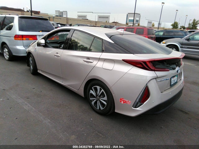2018 Toyota Prius, VIN: JTDKARFP3J3095927