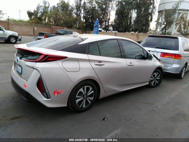 2018 Toyota Prius, VIN: JTDKARFP3J3095927