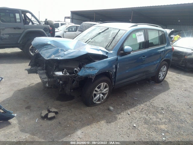 WVGBV7AX8HK018952 Volkswagen TIGUAN