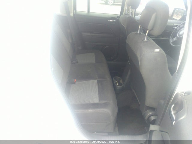 1C4NJRFB8FD379475 Jeep Patriot Latitude