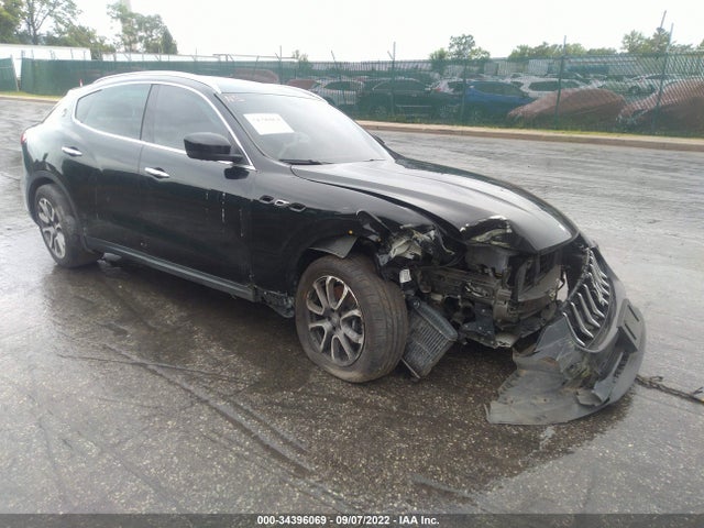 2018 Maserati Levante, VIN: ZN661YUAXJX302332