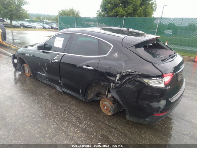 2018 Maserati Levante, VIN: ZN661YUAXJX302332