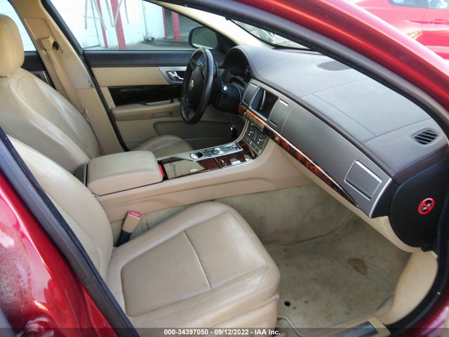 SAJWA0GB1BLS18465 Jaguar Xf Premium/portfolio