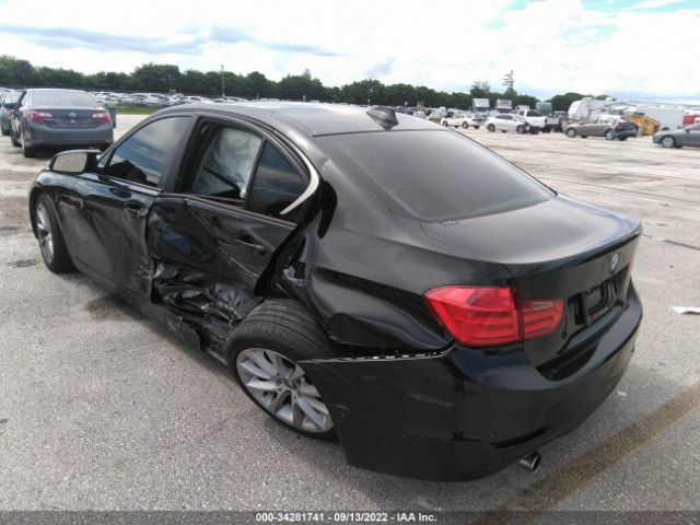 WBA3C3G56ENR25218 BMW 3 Series 320i Xdrive